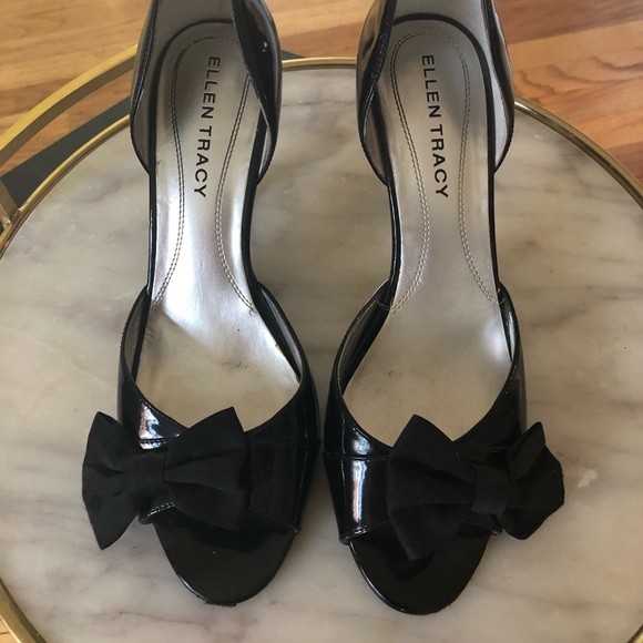 Ellen Tracy Shoes - Ellen Tracy Black Heels
